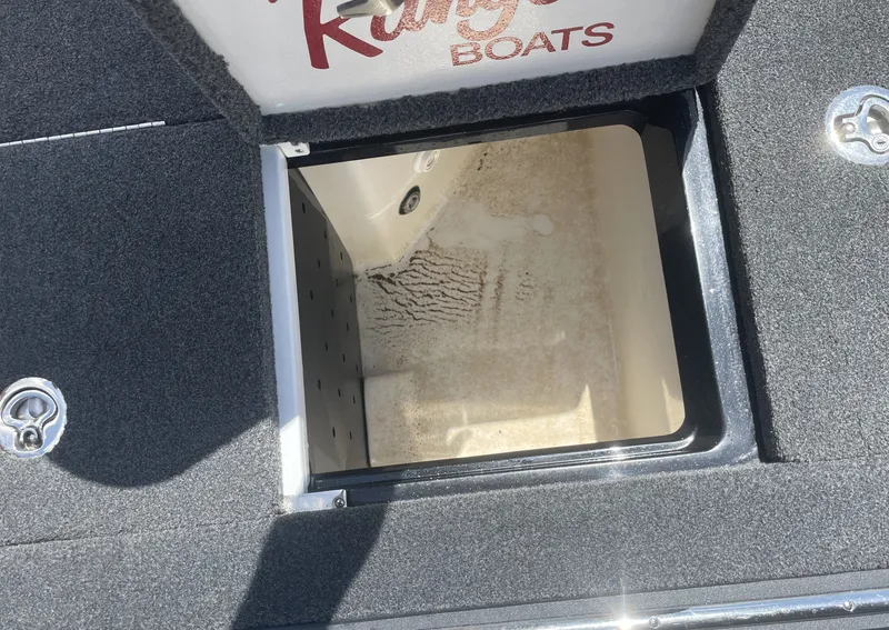 Slide: The Image of Ranger Z520L 2018 - 14