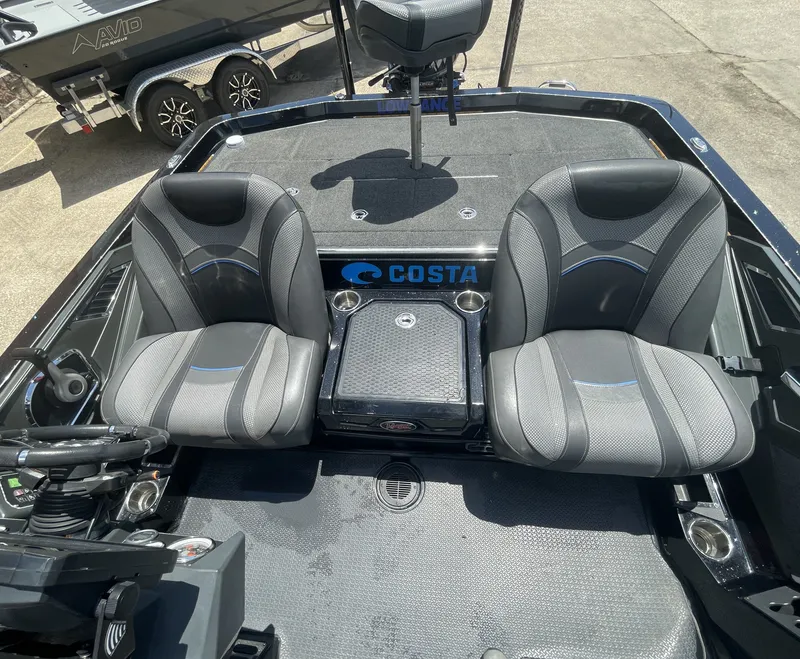 Slide: The Image of Ranger Z520L 2018 - 16