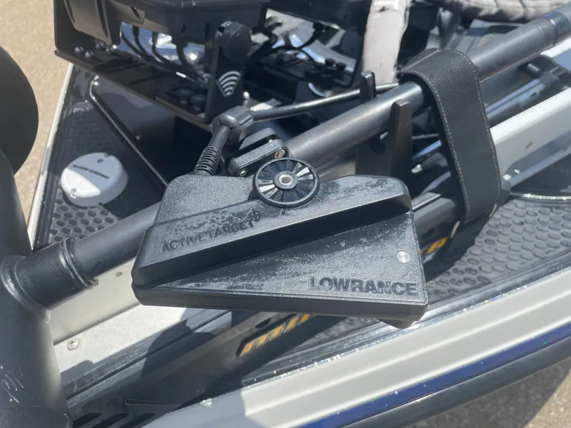 Slide: The Image of Ranger Z520L 2018 - 28