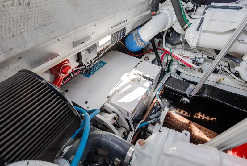 Slide: The Image of Custom 36 2024 - 16