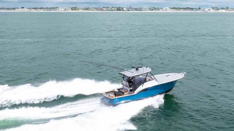 Slide: The Image of Custom 36 2024 - 23