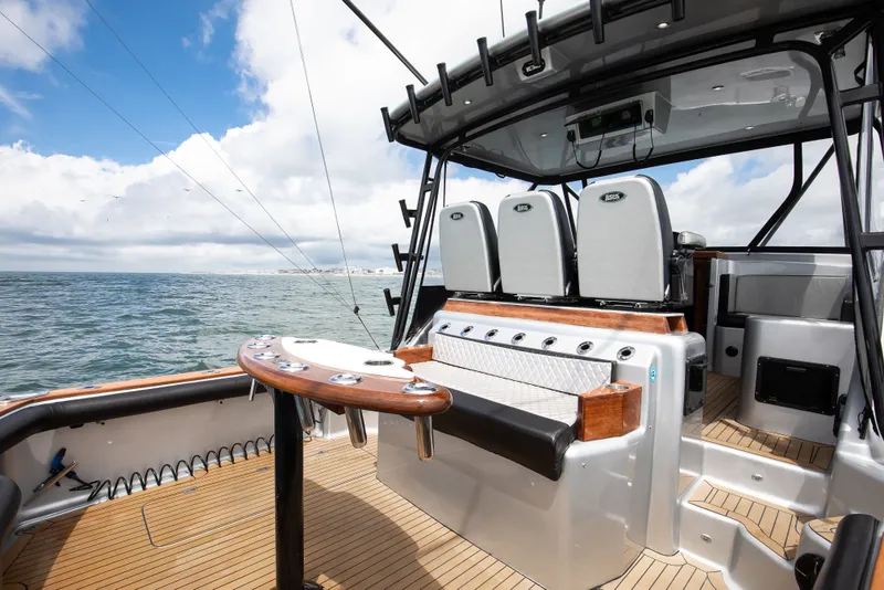 Slide: The Image of Custom 36 2024 - 9