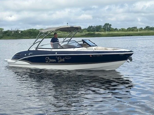 The Image of Formula 270 Bowrider 2014 - 0