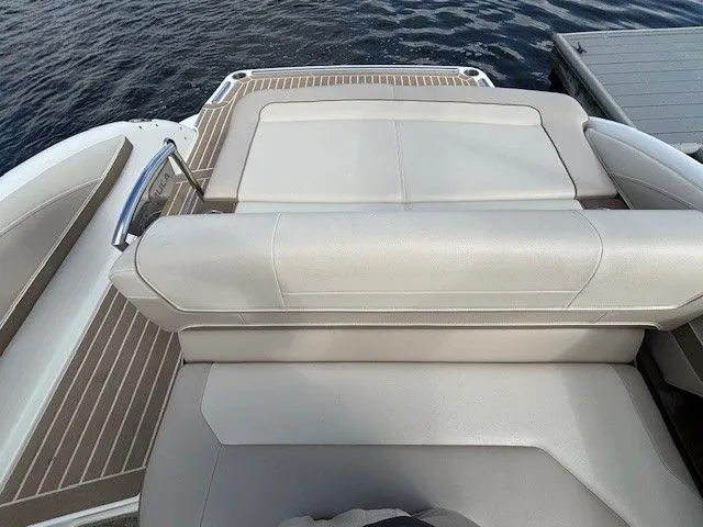 Slide: The Image of Formula 270 Bowrider 2014 - 14