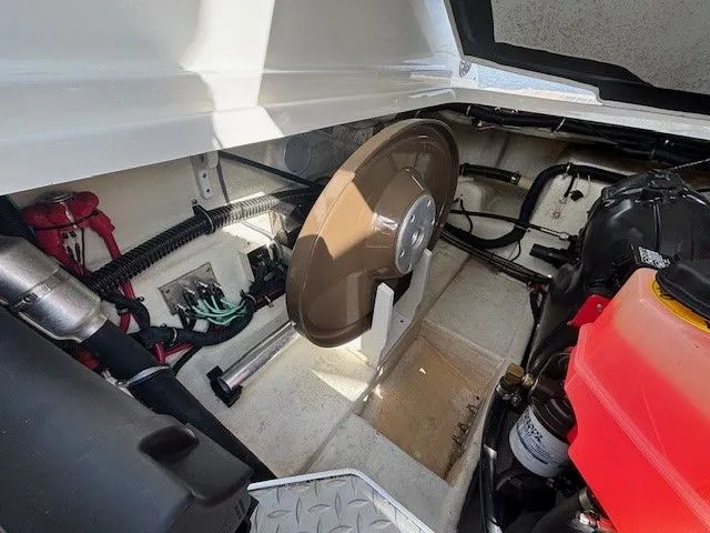 Slide: The Image of Formula 270 Bowrider 2014 - 16