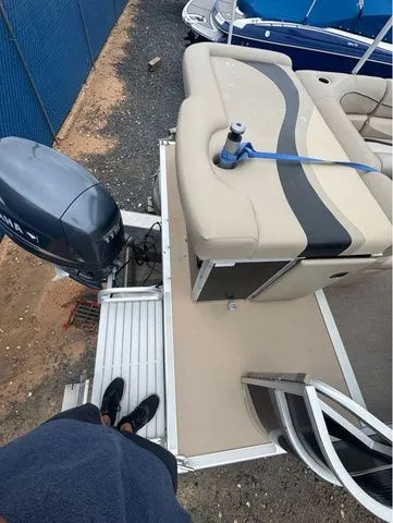 Slide: The Image of Bennington 2274 GLI - 115 Yamaha 2011 - 11