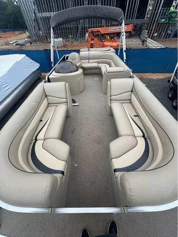 Slide: The Image of Bennington 2274 GLI - 115 Yamaha 2011 - 4