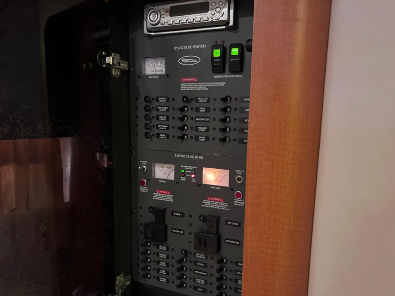 Slide: The Image of Chaparral Signature 350 2005 - 55