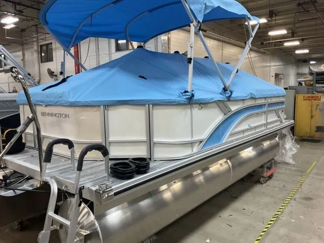 Slide: The Image of Bennington S L-Bench 20 SL 2026 - 12