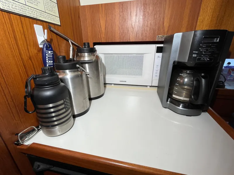 Slide: The Image of Tiara 3100 Open 2000 - 61