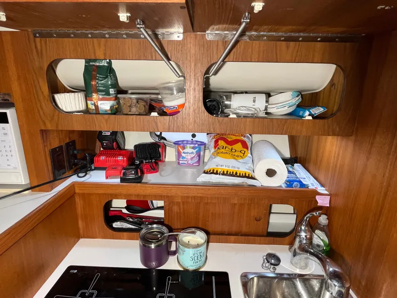 Slide: The Image of Tiara 3100 Open 2000 - 63