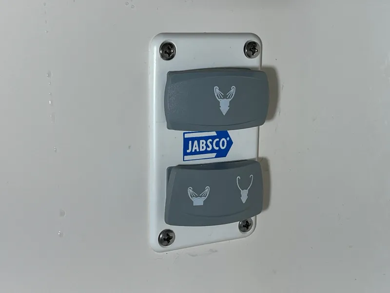 Slide: The Image of Tiara 3100 Open 2000 - 69