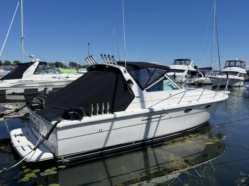 Slide: The Image of Tiara 3100 Open 2000 - 71