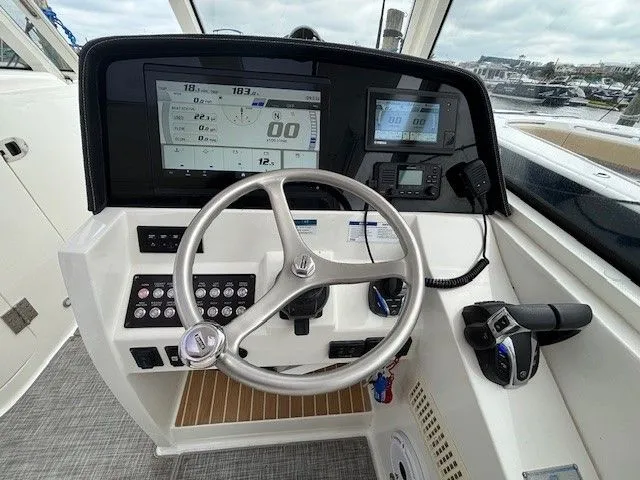 Slide: The Image of World Cat 325 DC 2021 - 11