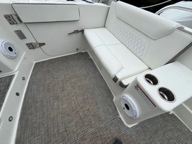 Slide: The Image of World Cat 325 DC 2021 - 15