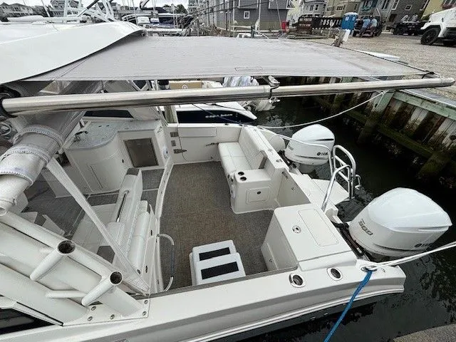 Slide: The Image of World Cat 325 DC 2021 - 18