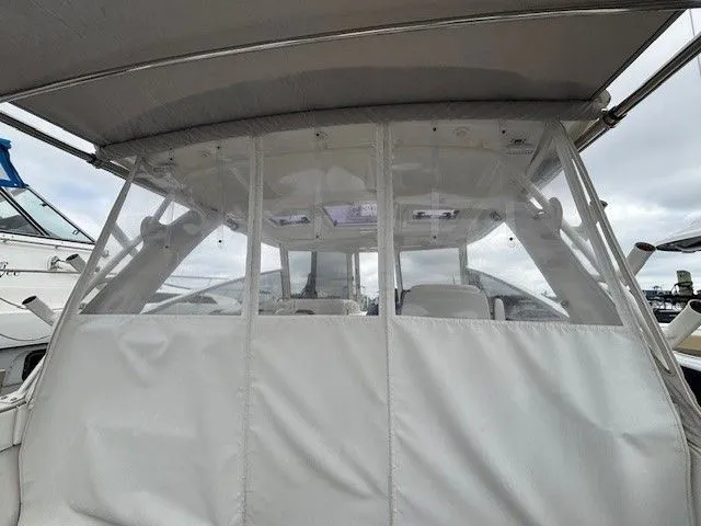 Slide: The Image of World Cat 325 DC 2021 - 25