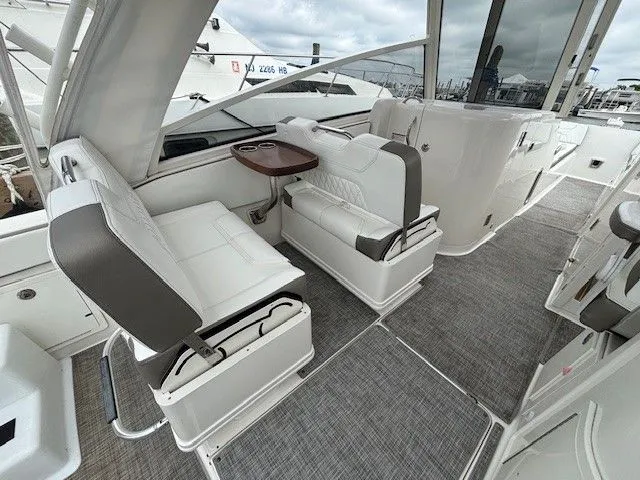 Slide: The Image of World Cat 325 DC 2021 - 8