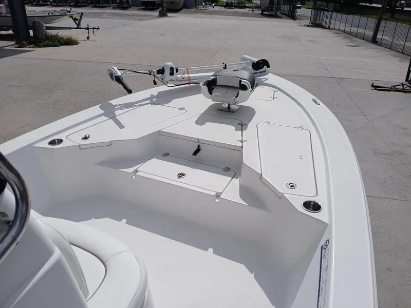 Slide: The Image of 2015 Sportsman Tournament 234 Bay Boat with trolling motor on deck. - 16