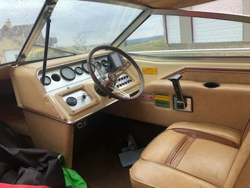 Slide: The Image of Sea Ray SRV 192 1983 - 7