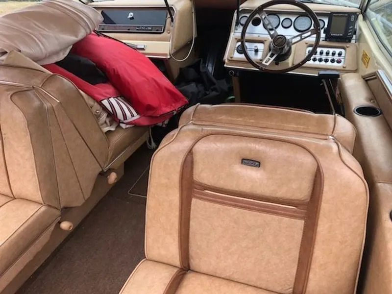 Slide: The Image of Sea Ray SRV 192 1983 - 8