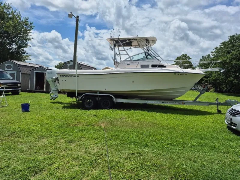 Slide: The Image of Grady-White Gulfstream 232 2005 - 0