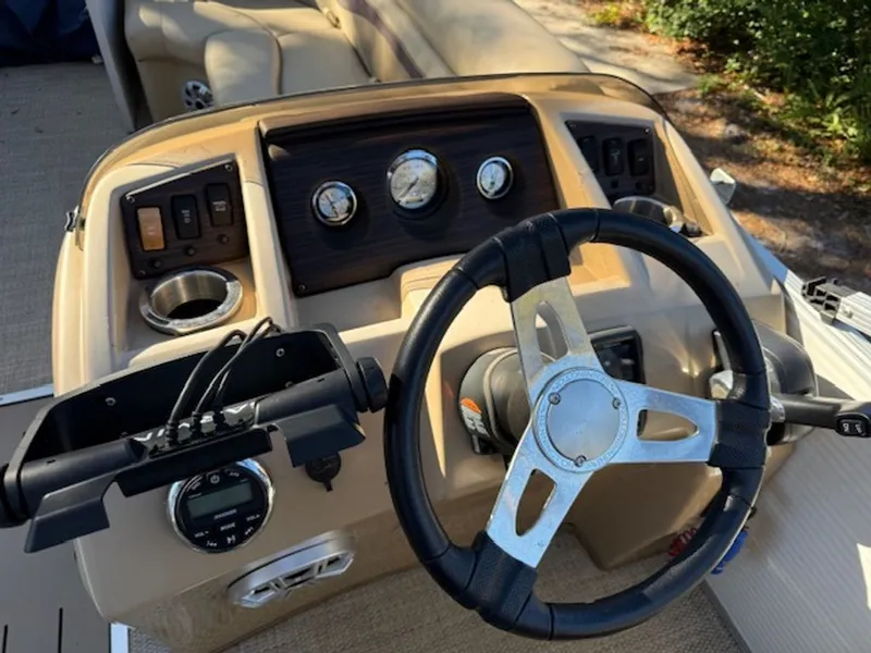 Slide: The Image of Bennington 22 SSLX 2018 - 3