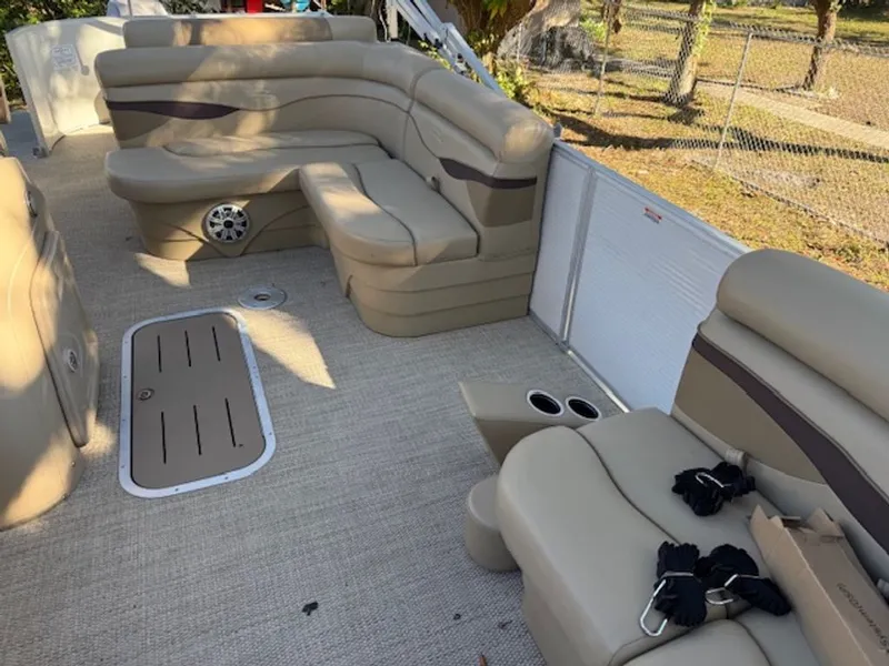 Slide: The Image of Bennington 22 SSLX 2018 - 4