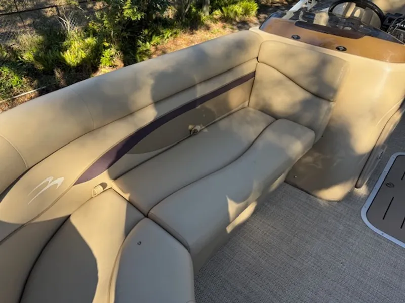 Slide: The Image of Bennington 22 SSLX 2018 - 6