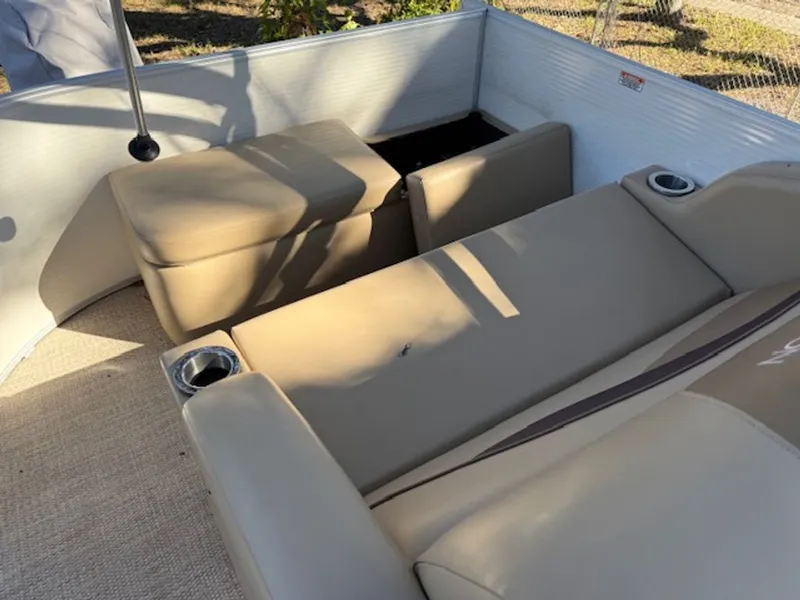 Slide: The Image of Bennington 22 SSLX 2018 - 7