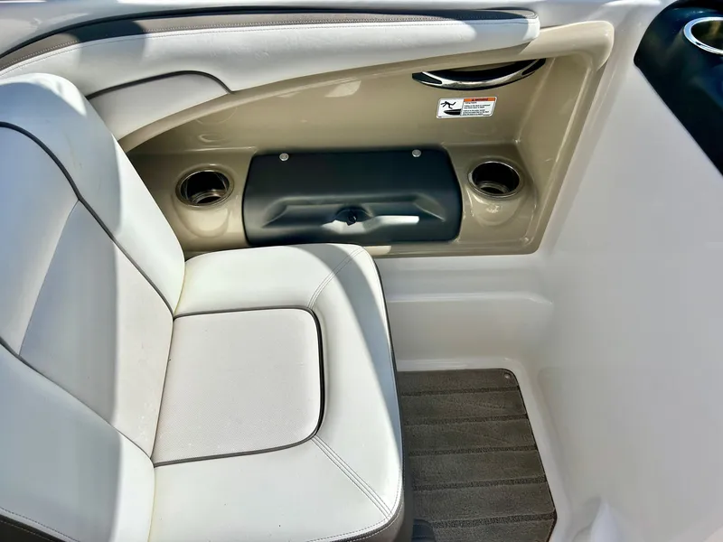 Slide: The Image of Yamaha 242 Limited 2014 - 32