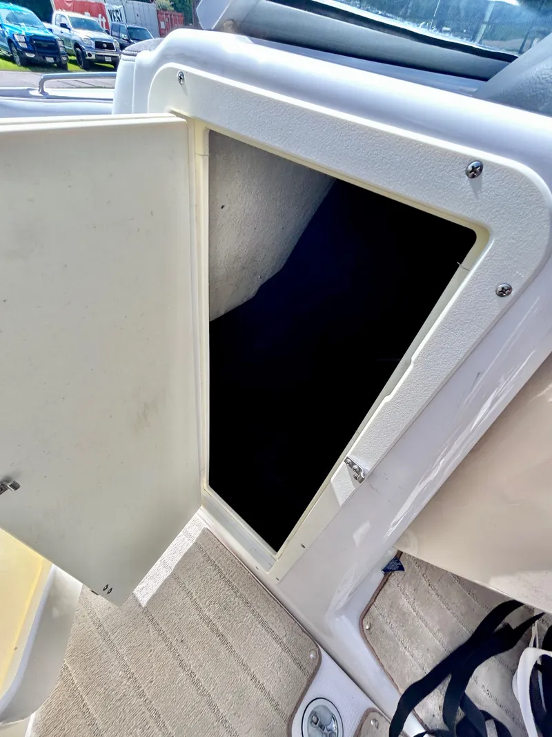 Slide: The Image of Yamaha 242 Limited 2014 - 40