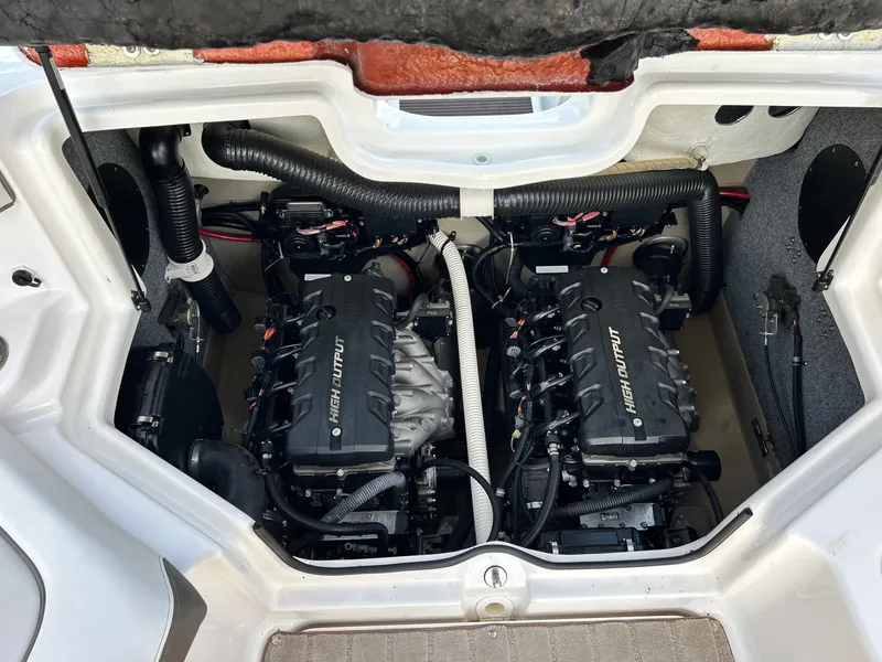 Slide: The Image of Yamaha 242 Limited 2014 - 48