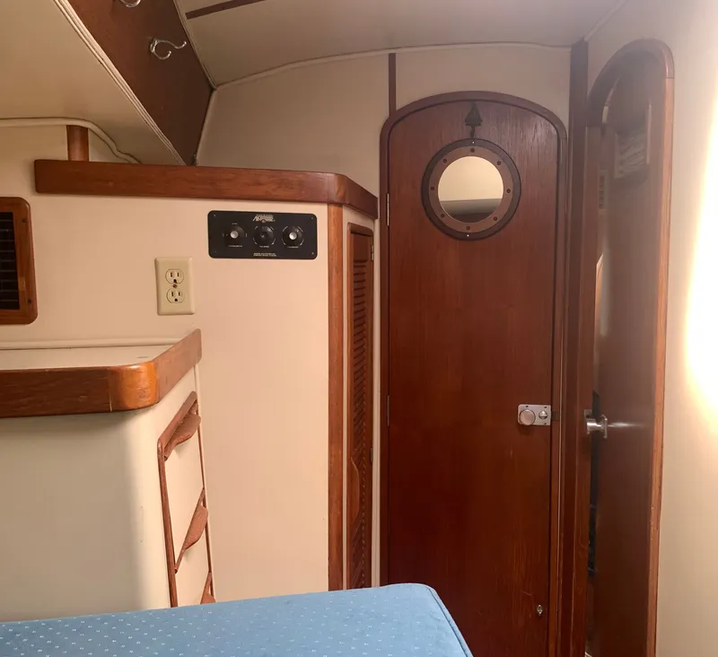 Slide: The Image of Irwin 43 MK III Center Cockpit 1989 - 27