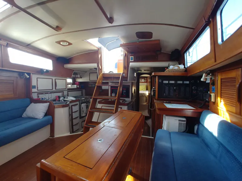 Slide: The Image of Irwin 43 MK III Center Cockpit 1989 - 3