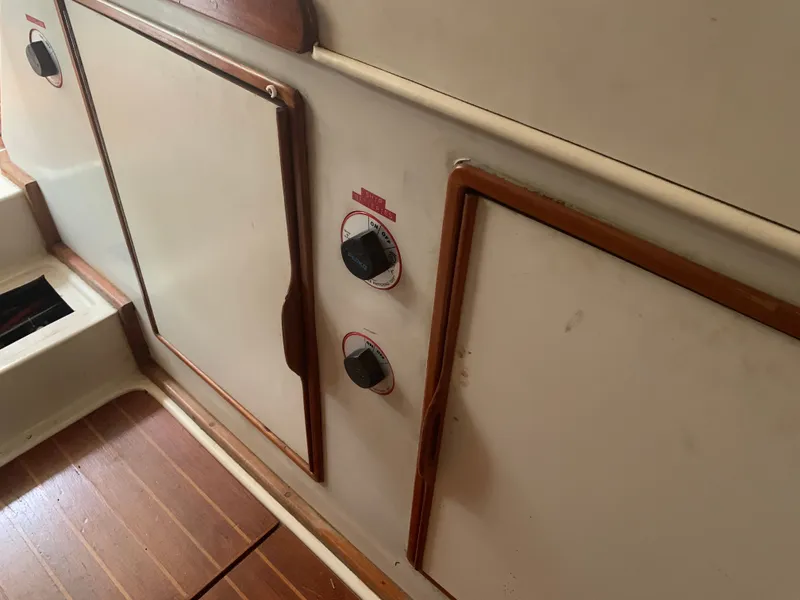 Slide: The Image of Irwin 43 MK III Center Cockpit 1989 - 37