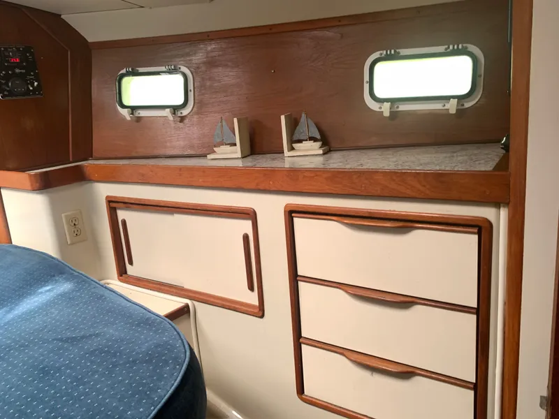 Slide: The Image of Irwin 43 MK III Center Cockpit 1989 - 42