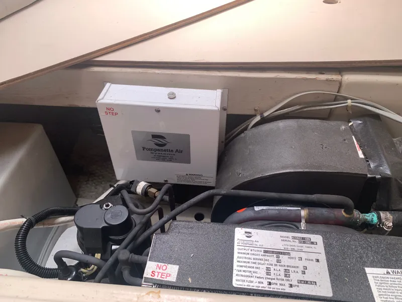 Slide: The Image of Irwin 43 MK III Center Cockpit 1989 - 46