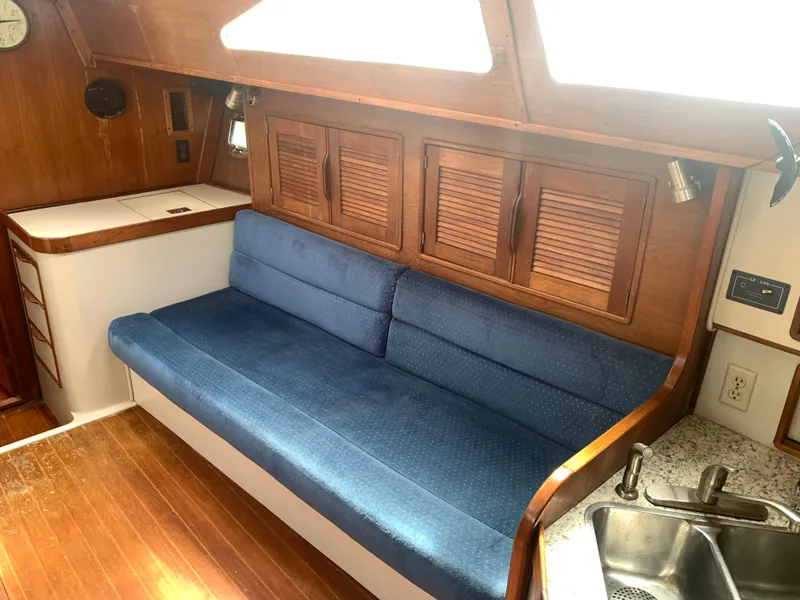 Slide: The Image of Irwin 43 MK III Center Cockpit 1989 - 6