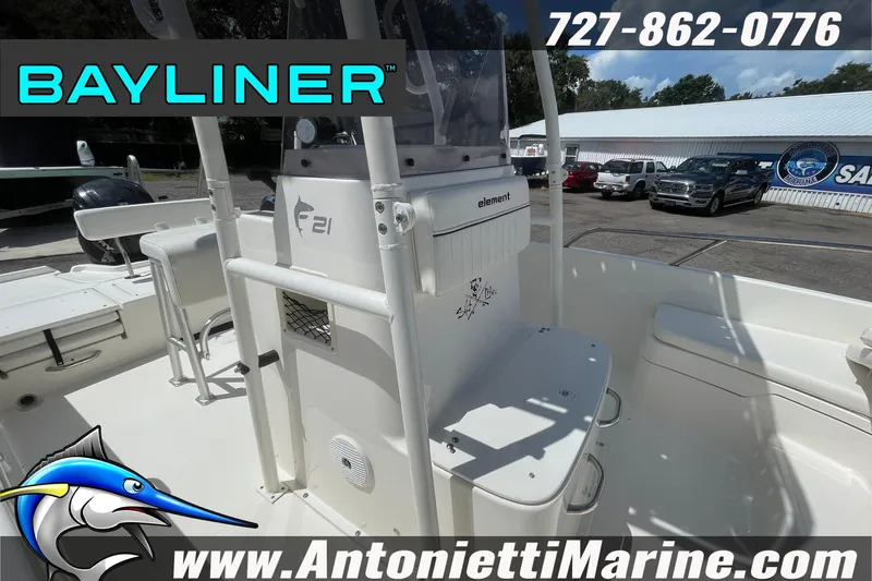 Slide: The Image of 2020 Bayliner Element F21 boat interior at Antonietti Marine dealership. - 18