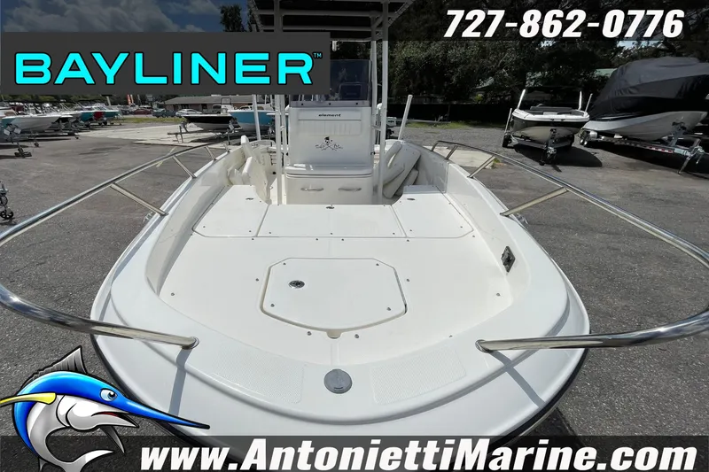 Slide: The Image of 2020 Bayliner Element F21 boat displayed at Antonietti Marine dealership. - 33