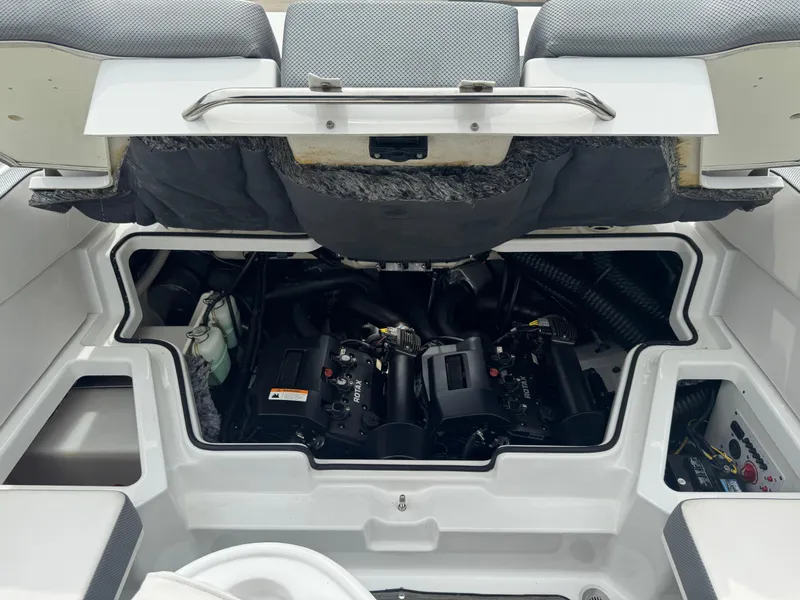 Slide: The Image of Scarab 255 Open ID 2020 - 78