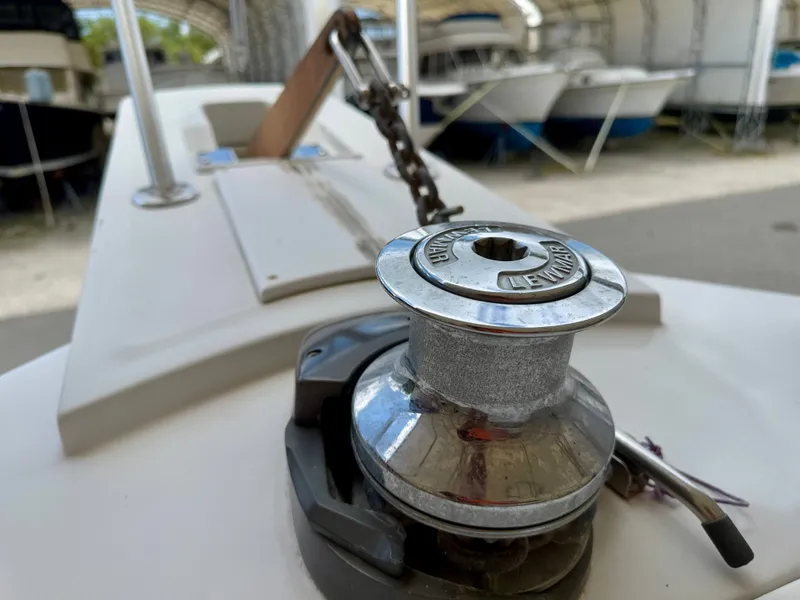 Slide: The Image of Mainship 390 Trawler 2001 - 31