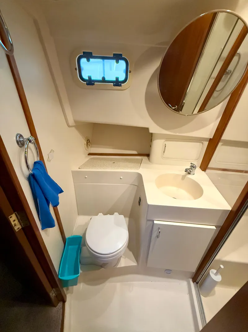 Slide: The Image of Mainship 390 Trawler 2001 - 44