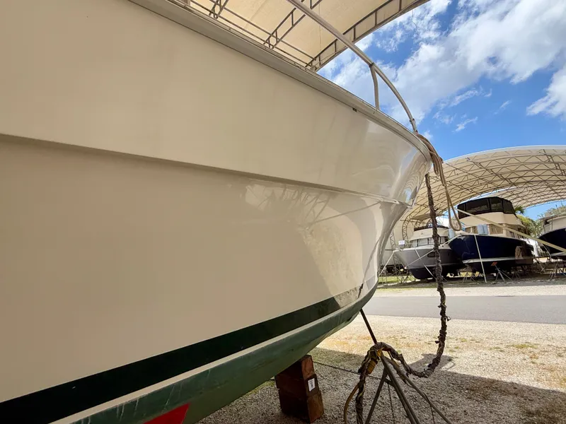 Slide: The Image of Mainship 390 Trawler 2001 - 6