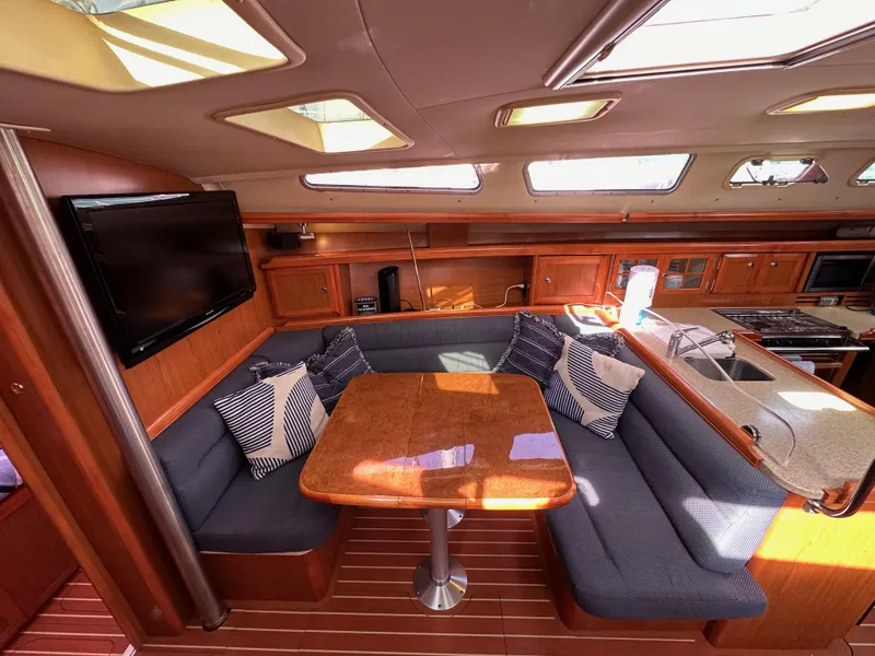 Slide: The Image of Hunter 38 2008 - 62