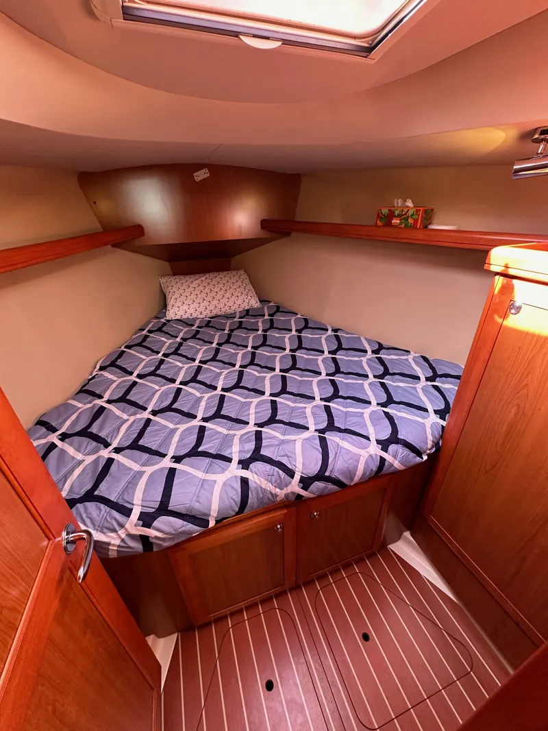 Slide: The Image of Hunter 38 2008 - 67