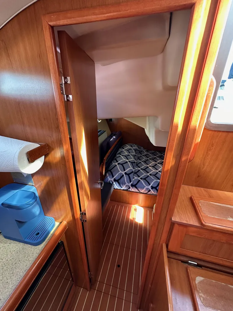 Slide: The Image of Hunter 38 2008 - 74