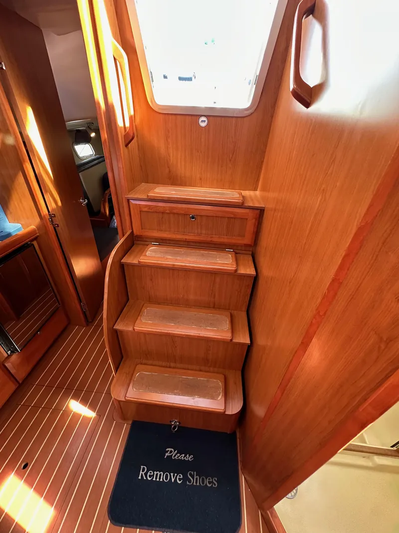 Slide: The Image of Hunter 38 2008 - 84