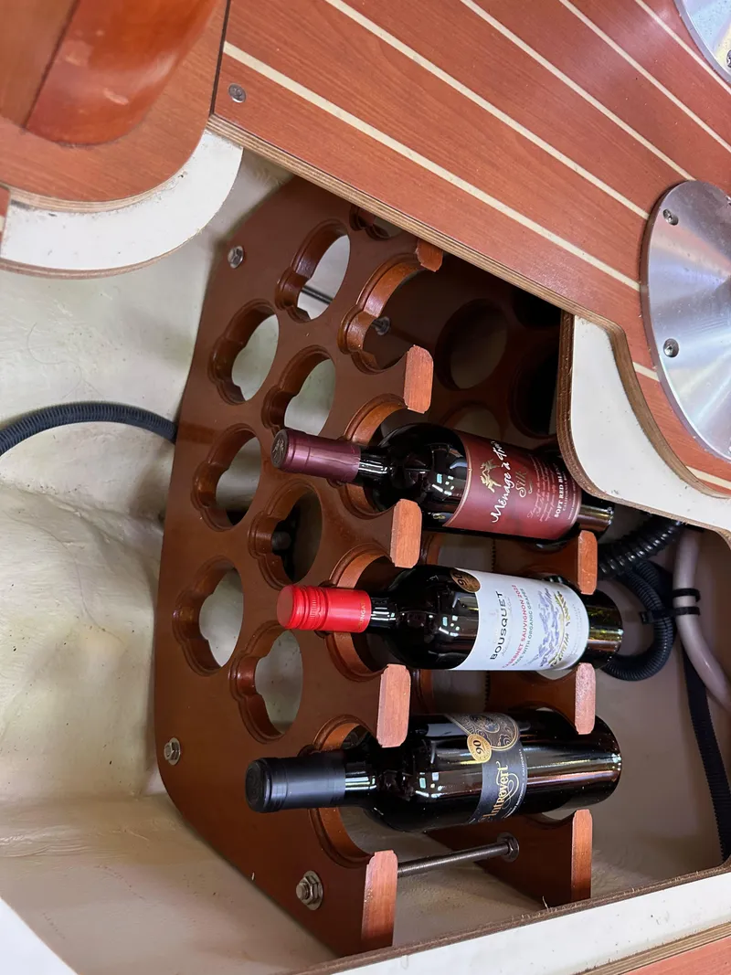 Slide: The Image of Hunter 38 2008 - 96